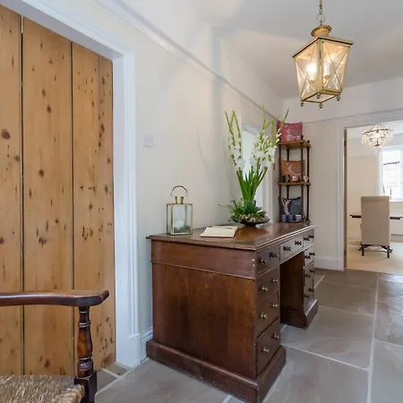 No93 Oower Hoose 4* York